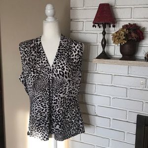 NWT, Calvin Klein V-Neck Top